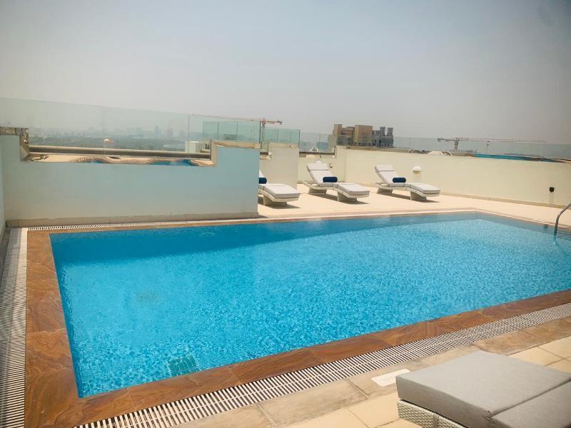Suha Creek Hotel Apartments Dubai Exterior photo